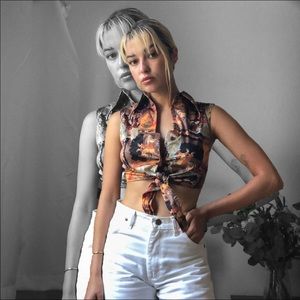 Vintage Chinese art print crop top